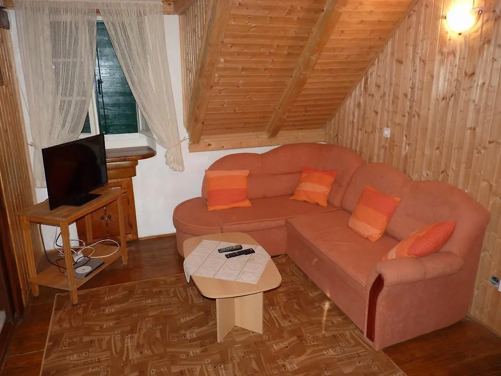 Apartments Kairos 0*, Trogir Croatia
