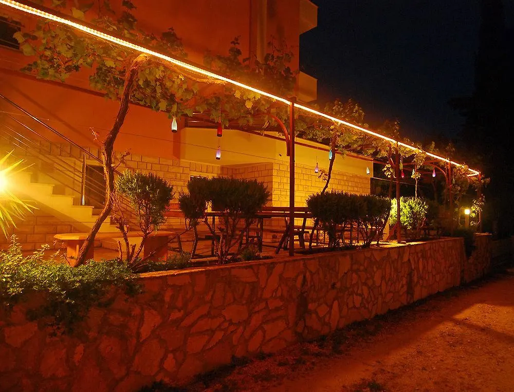 Apartments Kairos Trogir